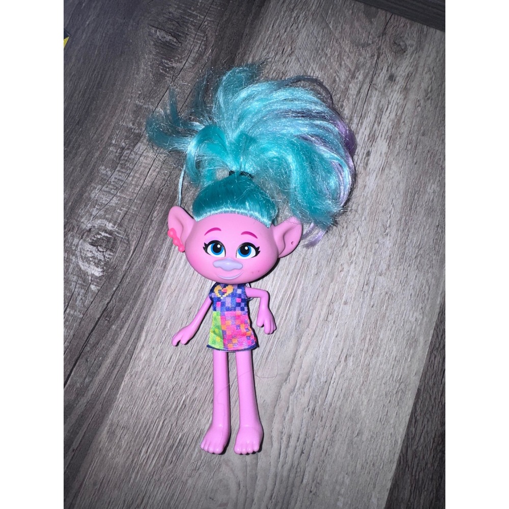 DreamWorks Trolls Doll Teal Hair Pink Figure 7 inch Toy